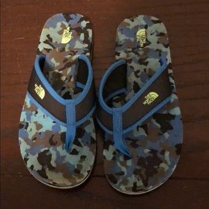 Children’s North Face Basecamp Flipflops